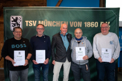 40 Jahre Mitgliedschaft (v. li.): Walter Reiter, Alfons Rieder, Präsident Robert Reisinger, Alexander Koelle und Thomas Kaufmann.